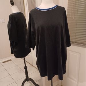 4/$40 Black Tee - Size Large